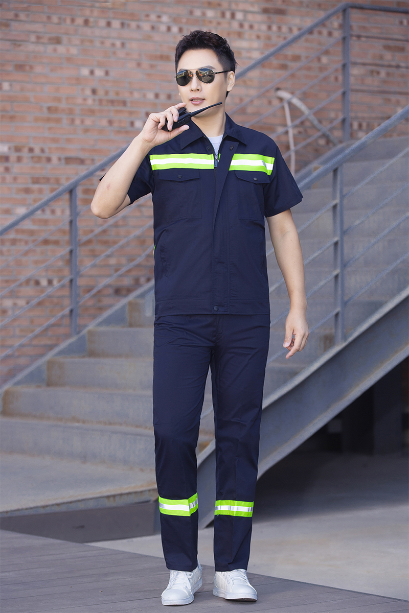 工作服