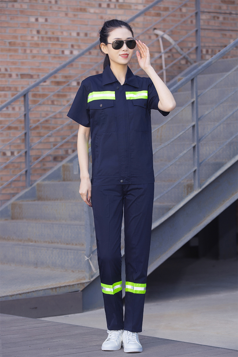 工作服